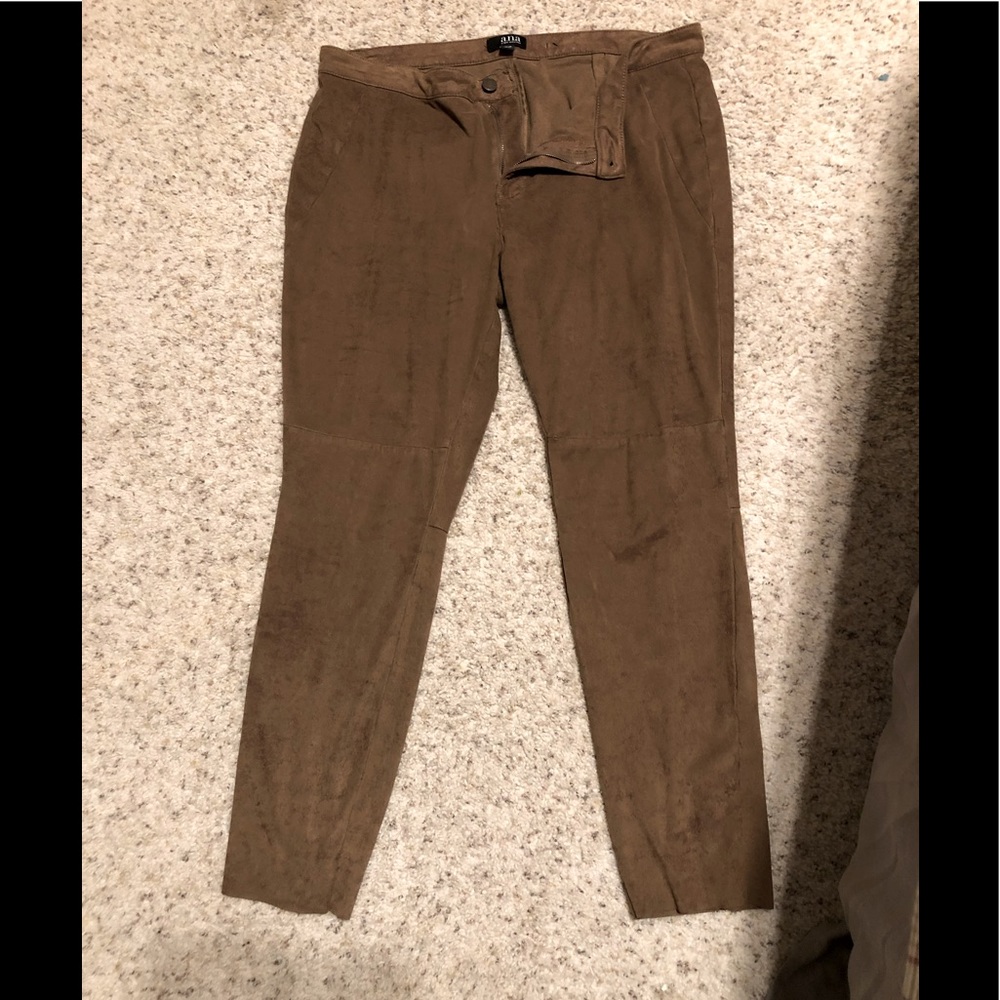 Brown suede ankle crop pants size 33/16